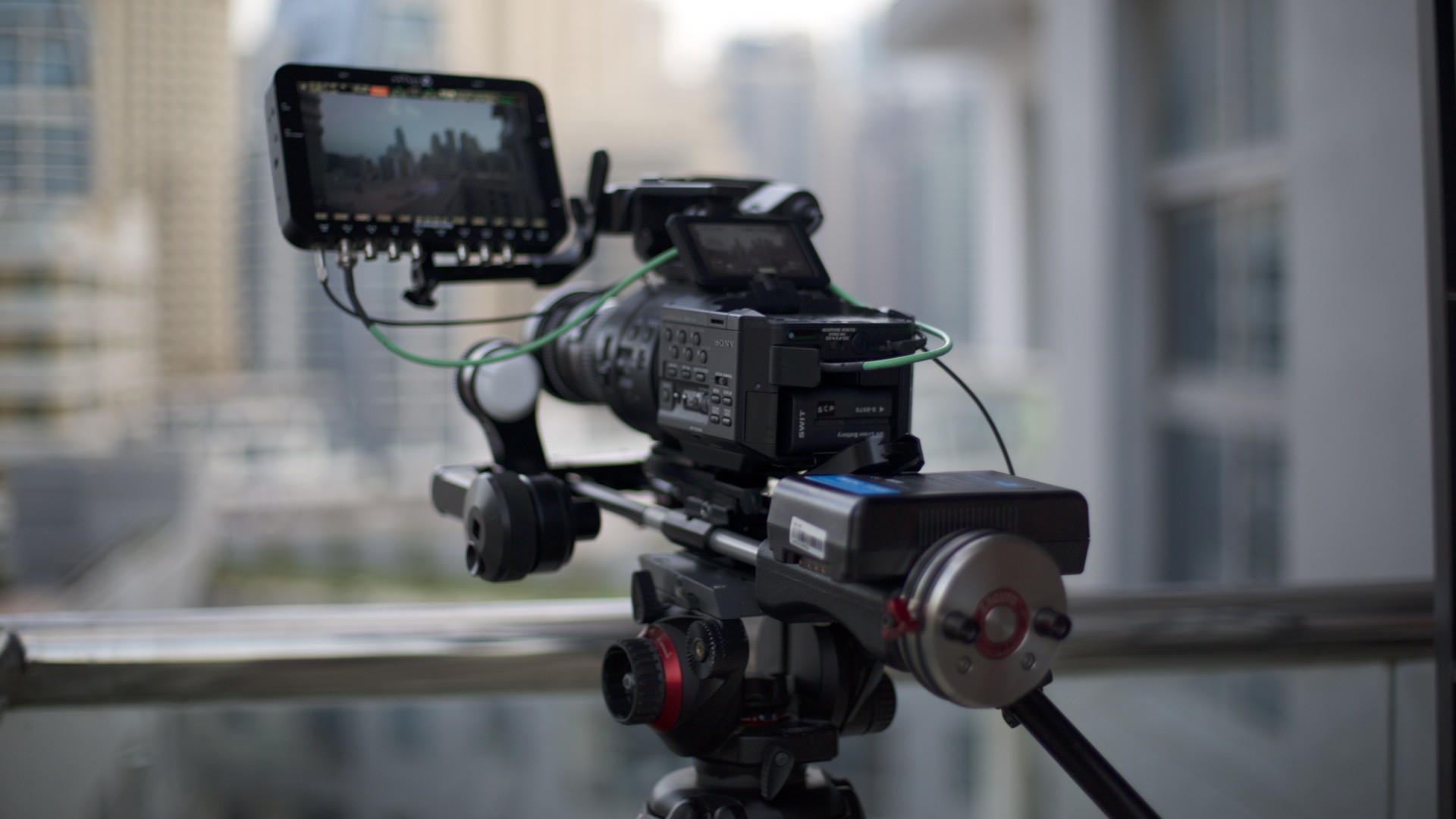 FS700 & Odyssey 7Q – Dubai Marina in 4K and lens resolution tests